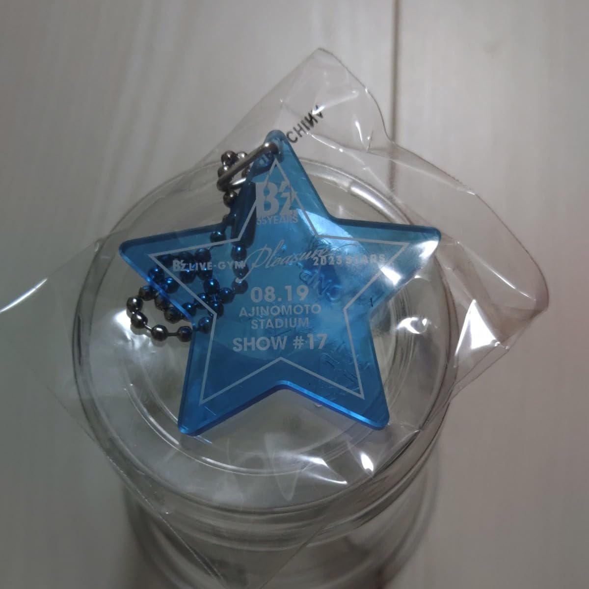 B'z LIVE-GYM Pleasure 2023 会場限定チャーム B'z ガチャガチャ】35周年ツアー「B'z LIVE-GYM Pleasure 2023