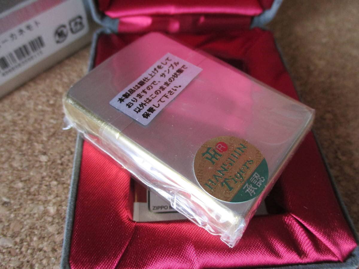 阪神タイガース金本 限定版 Zippoライター 2000年 Amazon.co.jp: ZIPPO 2000本安打達成記念 金本知憲 阪神