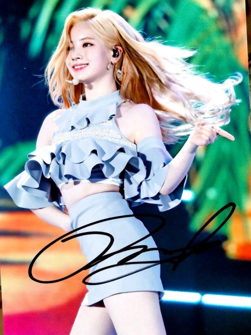 ダヒョン直筆サイン入り2Lサイズ写真……DAHYUN