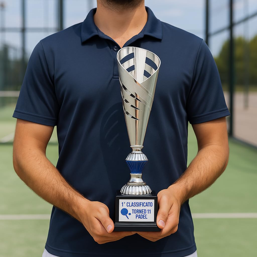 D&Vlab Kit Set Tris Coppe Trofei Personalizzati Premiazioni con Targhetta Inclusa per 1º‑2º‑3º Posto 41 40 39 cm – Ideali per Sport, Eventi, Fantacalcio, Calcio, Tennis, Padel, Bigliardo e Giochi