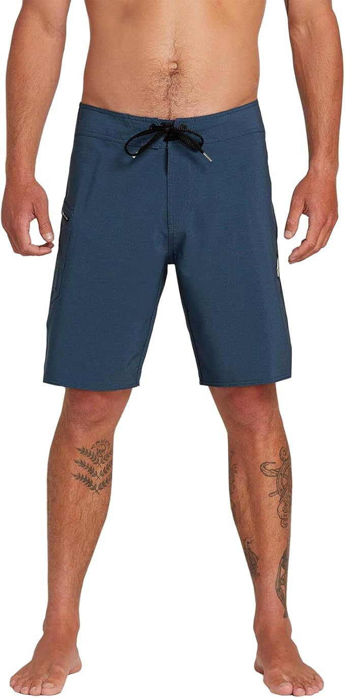 cropped long sleeve sports top