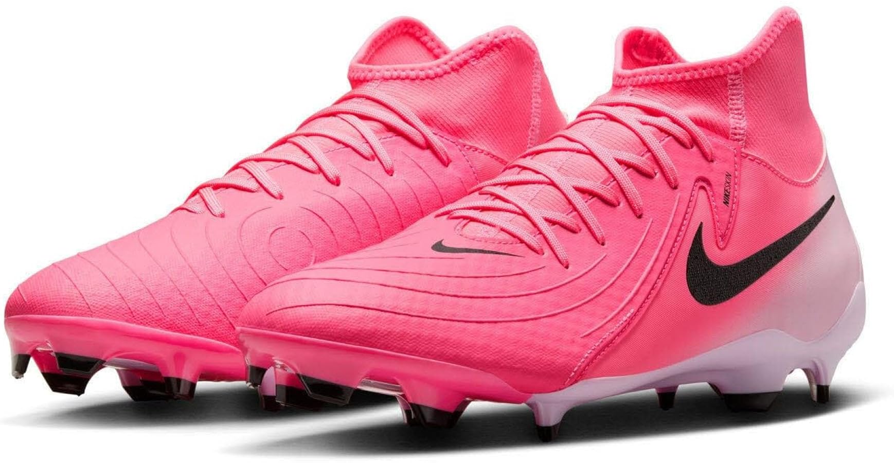 nike mg cleats