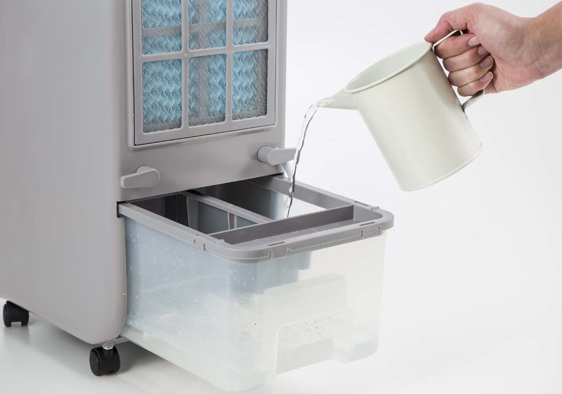 Amazon.co.jp: ゼンケン スリム温冷風扇 ヒート＆クール (加湿機能