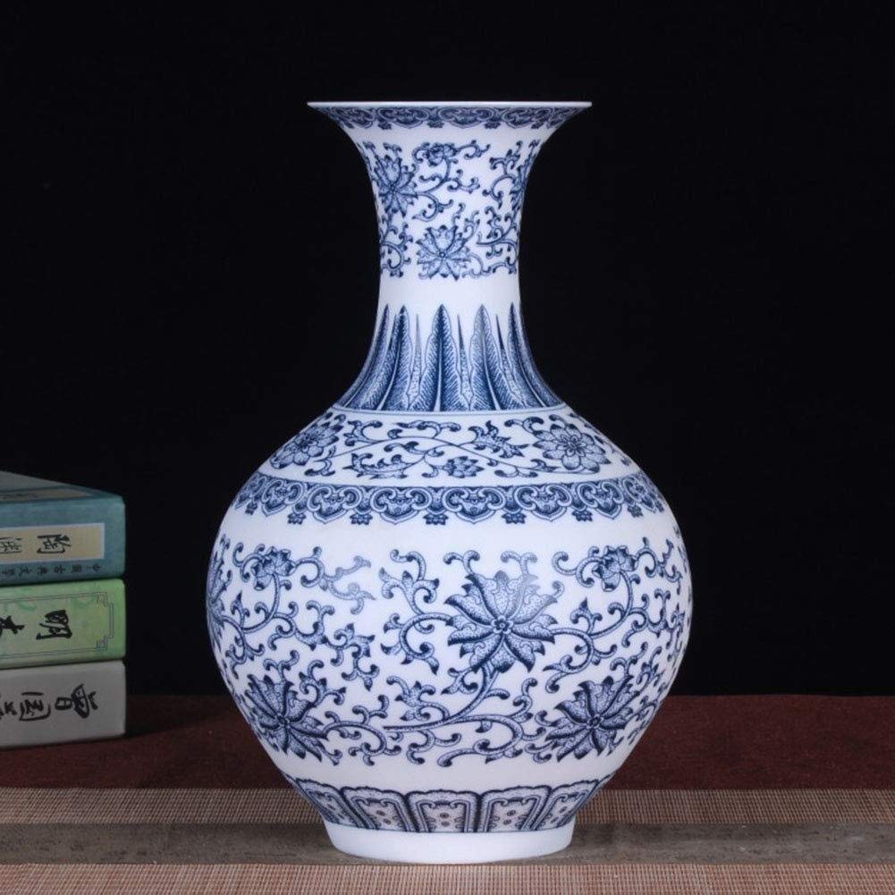 Collection de porcelaine blanche et grand vase fleur fait main contemporain