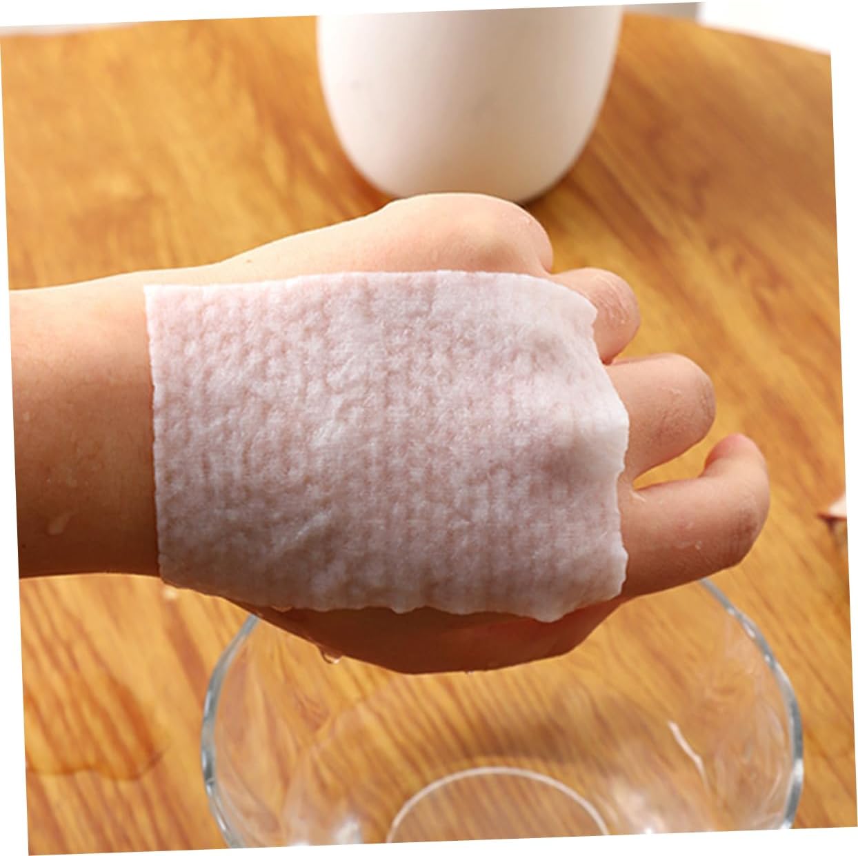 Gatuida Cotton Makeup Rounds 1 Pack Compressed Cleansing Pads for Face Non-Woven Makeup Remover Gentle for Sensitive Skin Travel Size