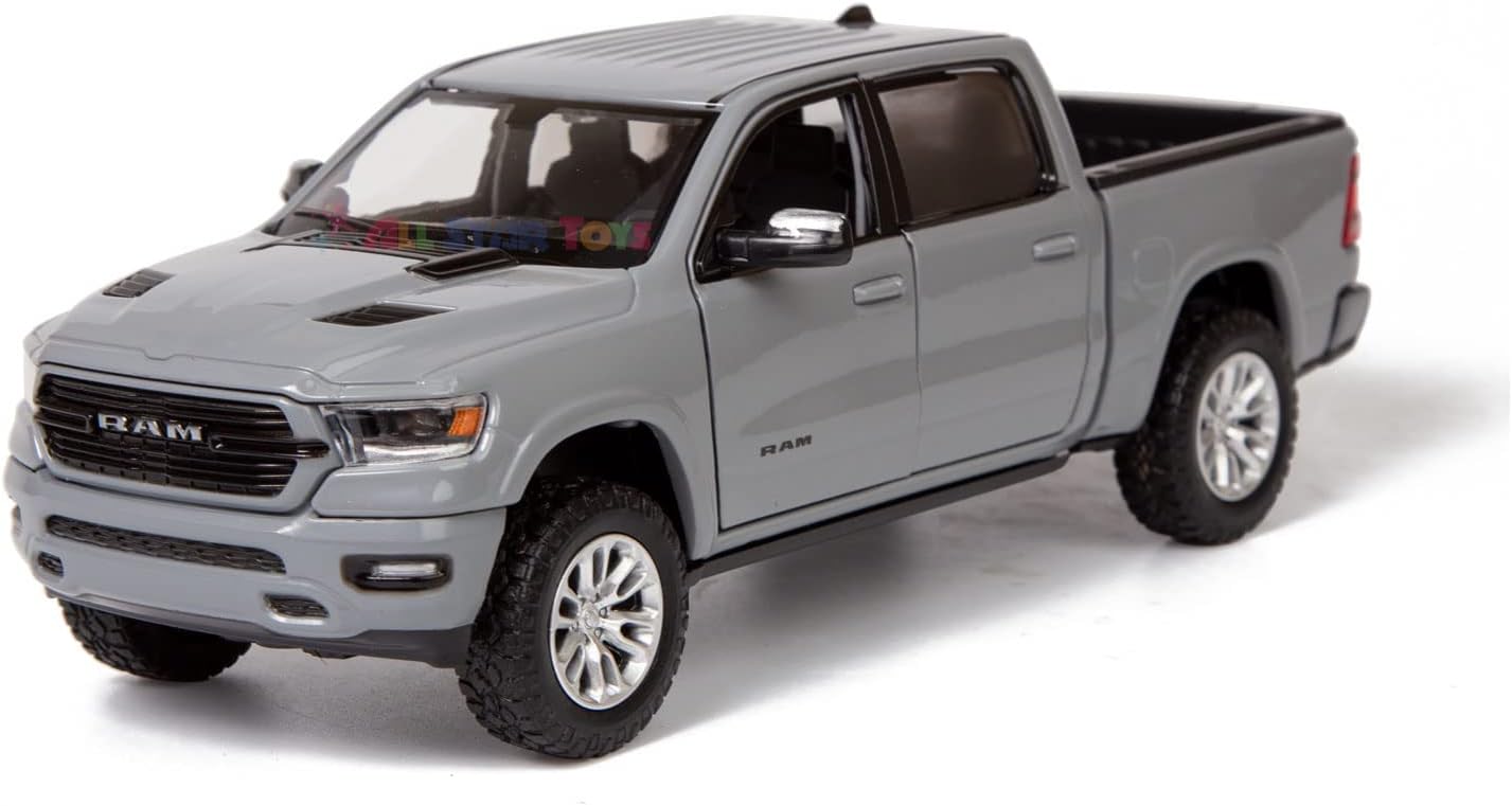 All Star Toys Exclusive 2019 1500 Laramie Crew Cab Pickup Truck Ceramic Gray 1:24 Series Diecast Model Car by Motormax 79357 Grey
