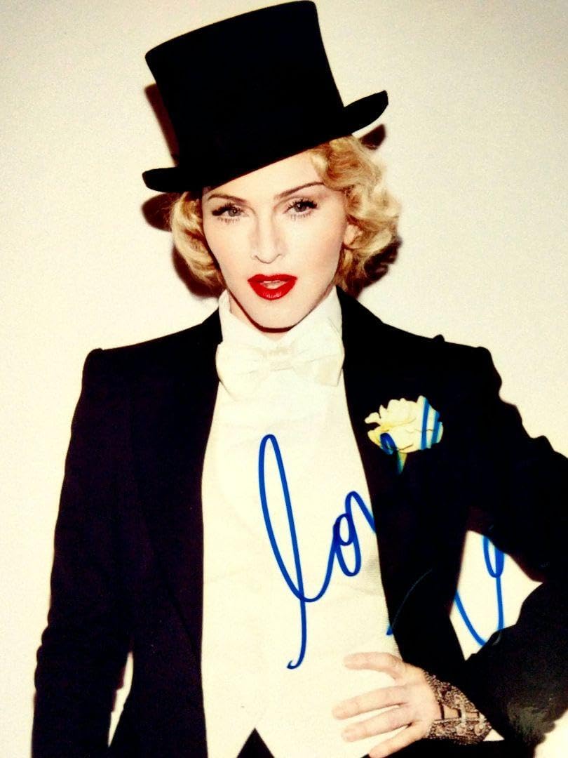 Amazon.co.jp: マドンナ直筆サイン入り超大型写真…Madonna : おもちゃ