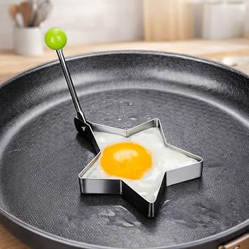 Coverzone Kalp,Yıldız,Yuvarlak Şekilli Yumurta Kalıbı Saplı – Saplı Omlet ve Pancake Şekillendirici Kalıp | Yapışmaz Tavaya Uyumlu, Burger, Sandviç, Omlet ve Pancake İçin Pişirme Halkası (3 Lü Set)