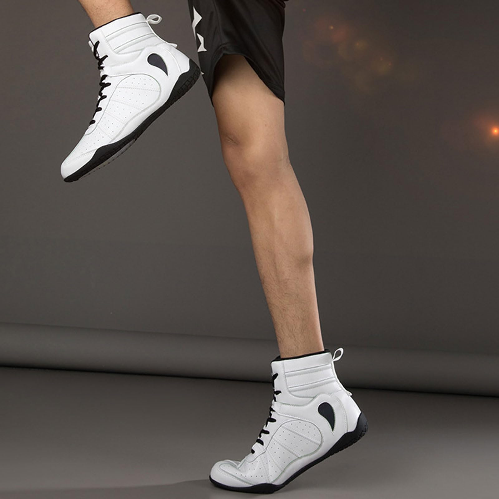 Buty bokserskie na siłownię MMA. Buty bokserskie do treningu fitness. Buty bokserskie unisex. Wysokie buty do zapaśnictwa. | Gumowa podeszwa | czarny/biały | rozmiary 35-46.