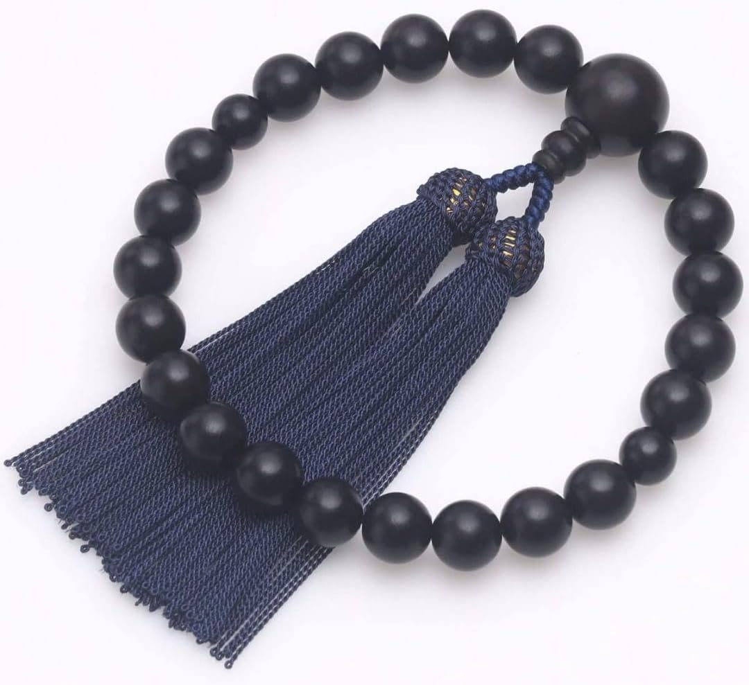数珠袋付】京念珠 男性用 数珠 縞黒檀（艶消）22玉 2天虎目石 京念珠 男性用 数珠 縞黒檀 （艶消）22玉 2天赤虎目石 数珠袋付 楽天市場】数珠  男性用 艶消縞黒檀 22玉 青虎目石仕立て 正頭 青 京念珠 日本製 黒檀 正絹 略式珠数 片手 全宗派 撚り房 桐箱入り 京念珠 京都 ... 数珠 男性用 縞黒檀艶消 珠袋付き 念珠 じゅず 葬式 葬儀 法事