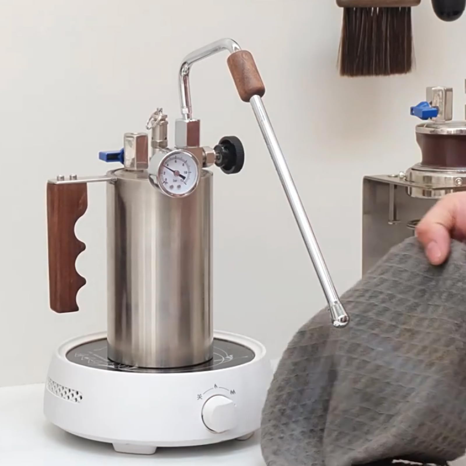Schiumatore per Latte Commerciale, Macchina per Schiumare Acqua Bollente a Vapore da 4 Bar, con Ugello a 3 Fori E Manometro della Pressione dell'Aria, Bollitore da 500 Ml