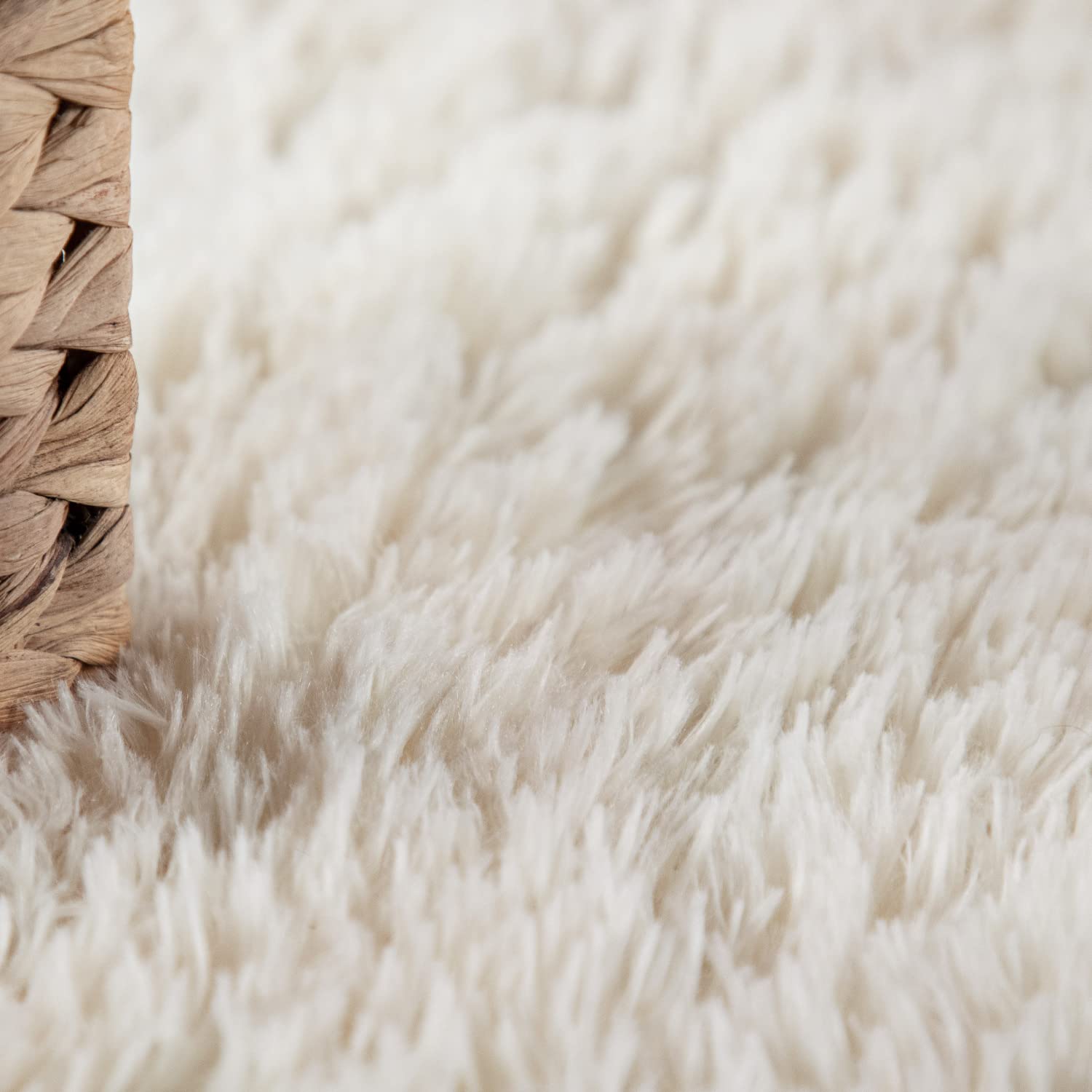 Paco Home Tapis De Salon Poil Long Rond Salon Tapis Shaggy Moderne Poil Long Fausse Fourrure Moelleux Monochrome, Dimension:160 cm Rond, Couleur:Ivoire (Crème)