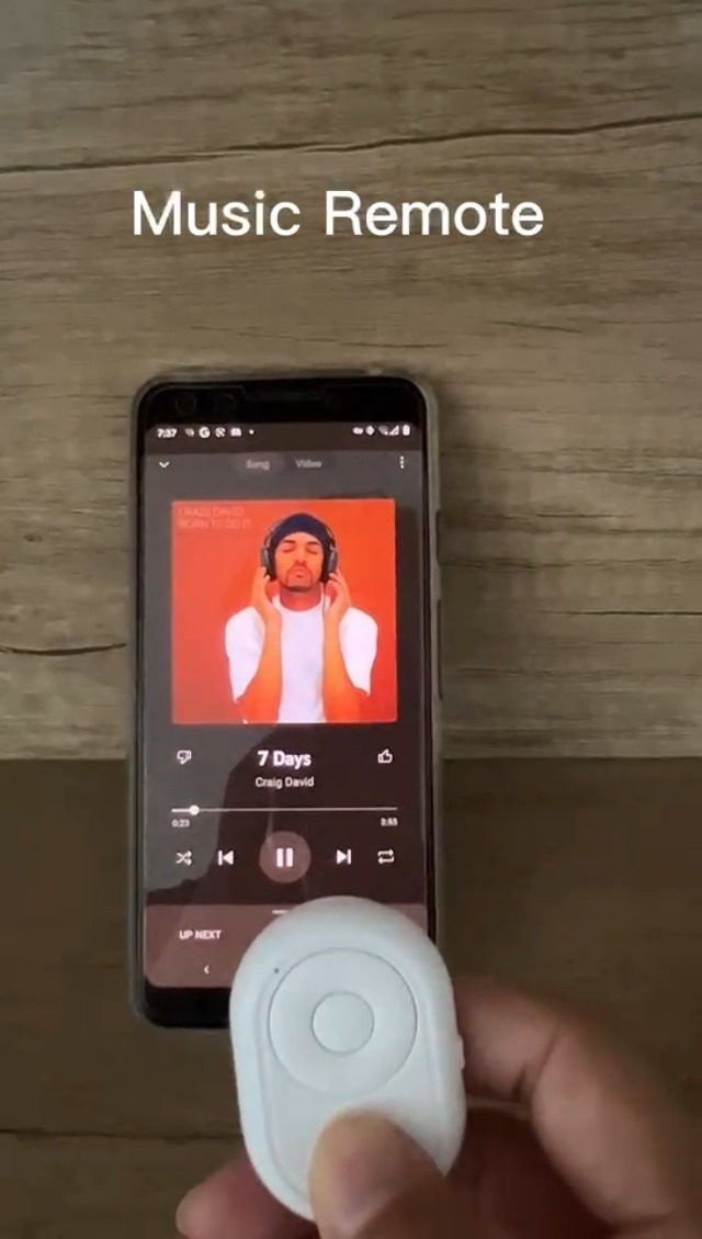 Bluetooth Kindle Page Turner Remote for iPad