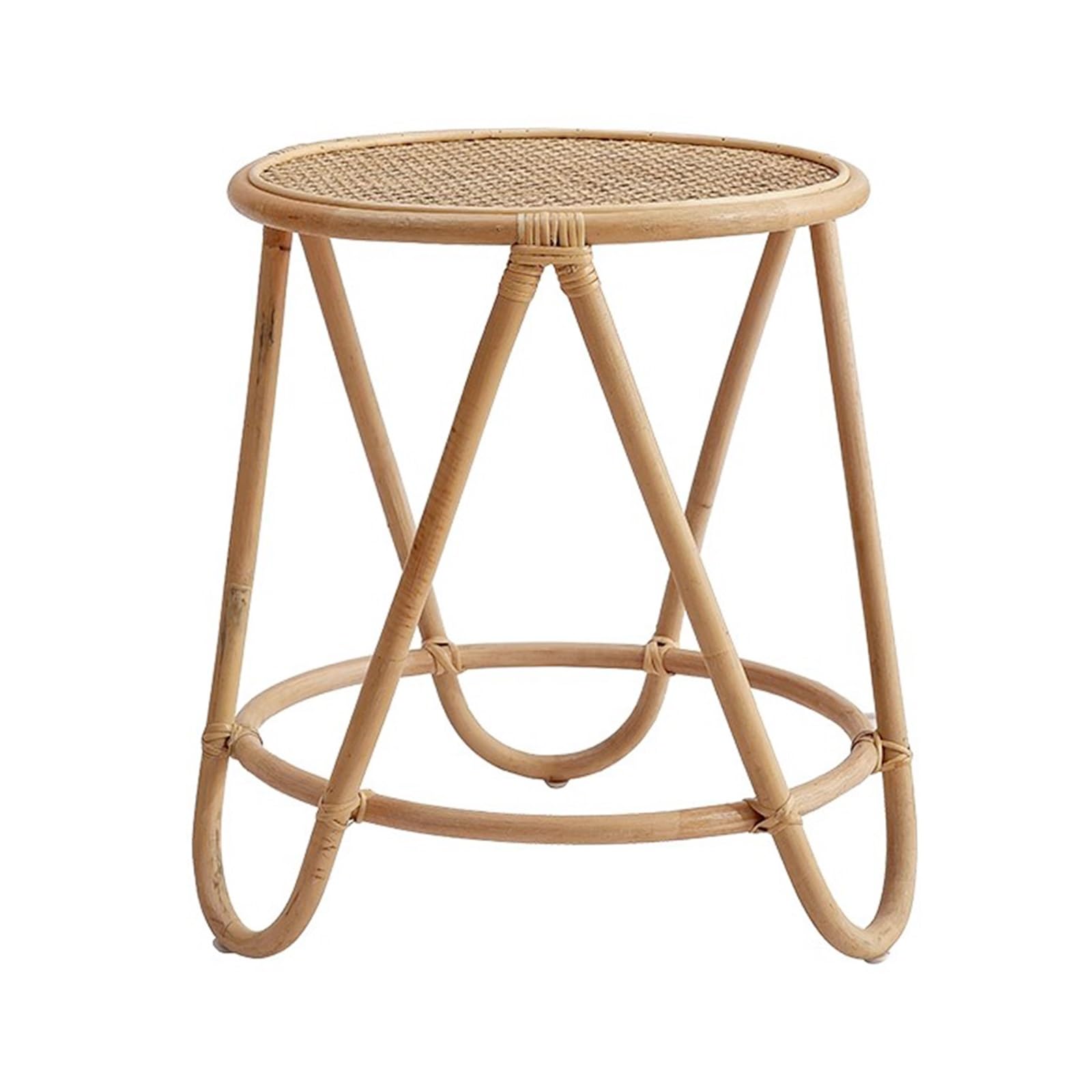 Table basse en rotin fait main, l'élégance naturelle d'un meuble de ferme durable pour salon