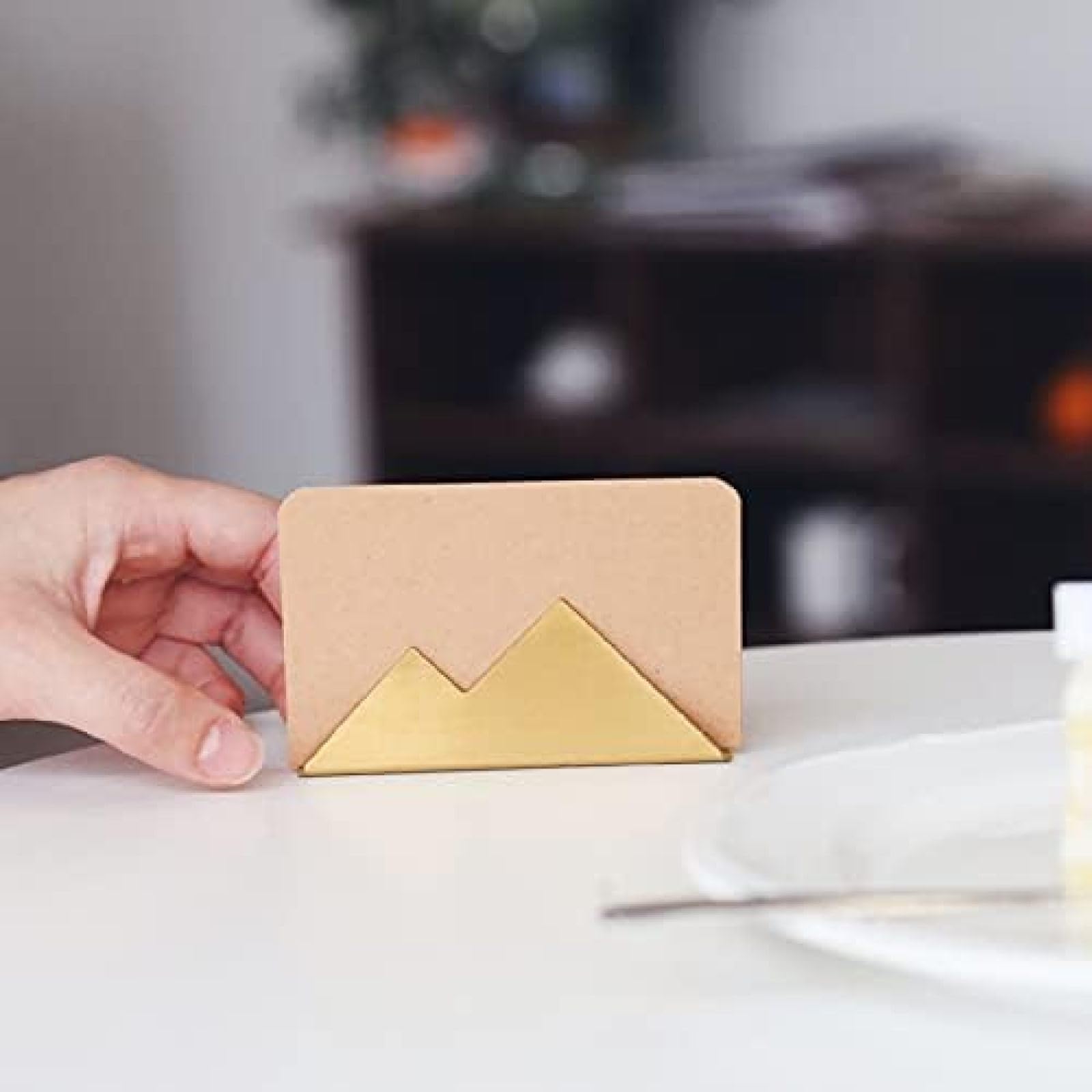 Etui na wizytówki, stojak na karty na biurko, wizytownik na wizytówki Etui na wizytówki na biurko stojak na wizytówki Stojak na biurko Biurko Organizer na wizytówki Metalowy wizytownik na wi