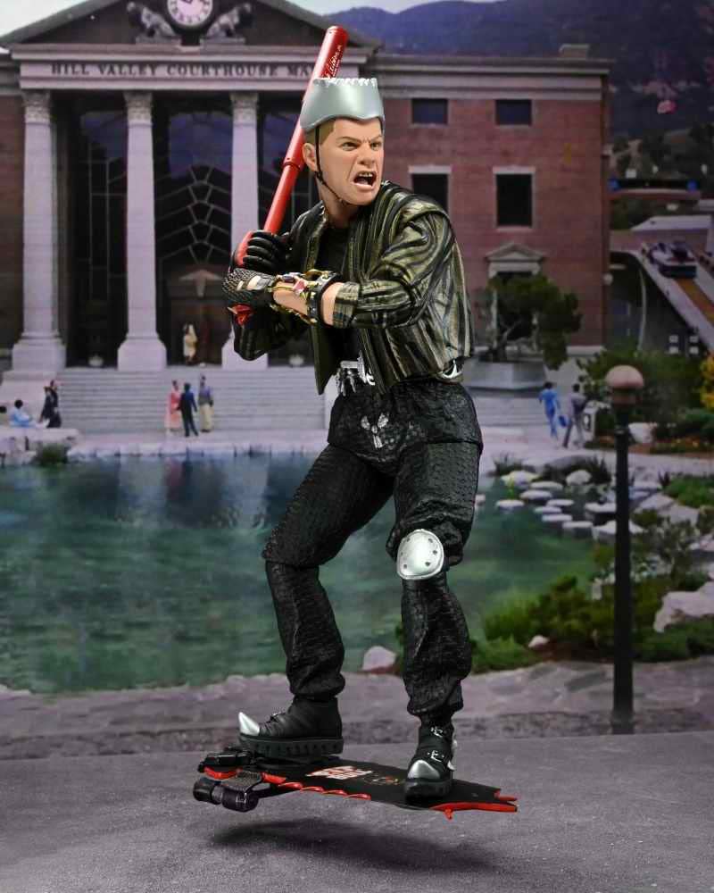 Necaonline - Figura de Griff Tannen en 2015 Hijo de Biff Tannen de la película Volver al Futuro 2 Al 1/10 o 18 cm con Hoverboard Edición Limitada Neca85249