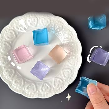 Amazon | 20 個スクイーズおもちゃアイスキューブ透明豆腐形状