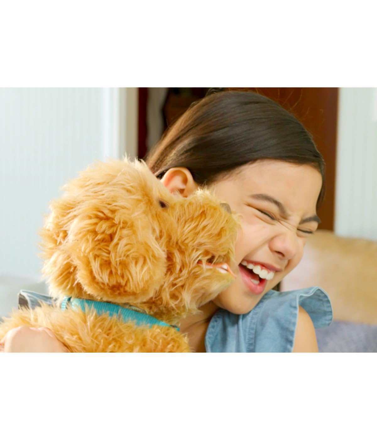 MOJI, el Gran Cachorro Labradoodle Interactivo con 150 respuestas. El Perro tierno responde a los comandos de Voz, el Tacto y Las Tarjetas Incluidas.