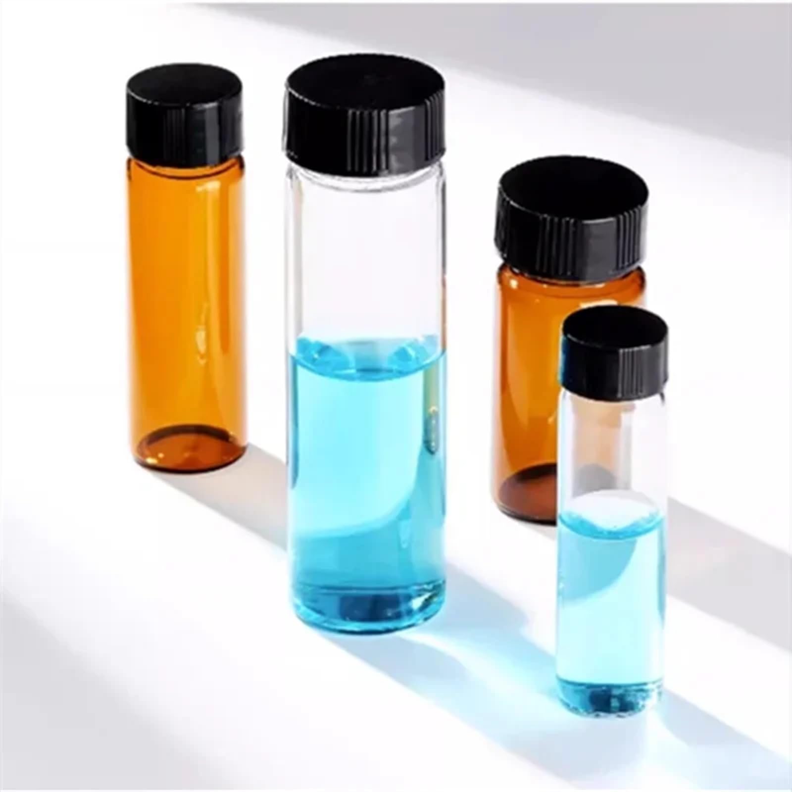 Szklana butelka laboratoryjna na odczynniki, 20 szt. Szklanych butelek laboratoryjnych na próbki Fiolki z odczynnikami Wielokolorowe 3–50 ml z zakrętkami(50ml brown)