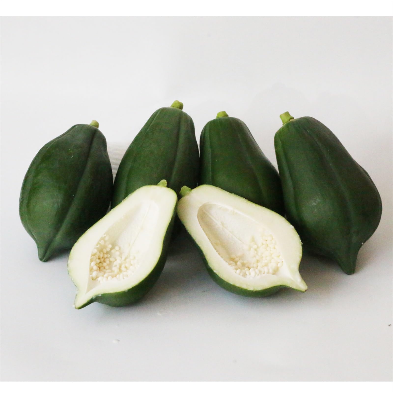 Amazon.co.jp: 無農薬 青パパイヤ 2kg（約2～4玉）沖縄産 沖縄本島から 