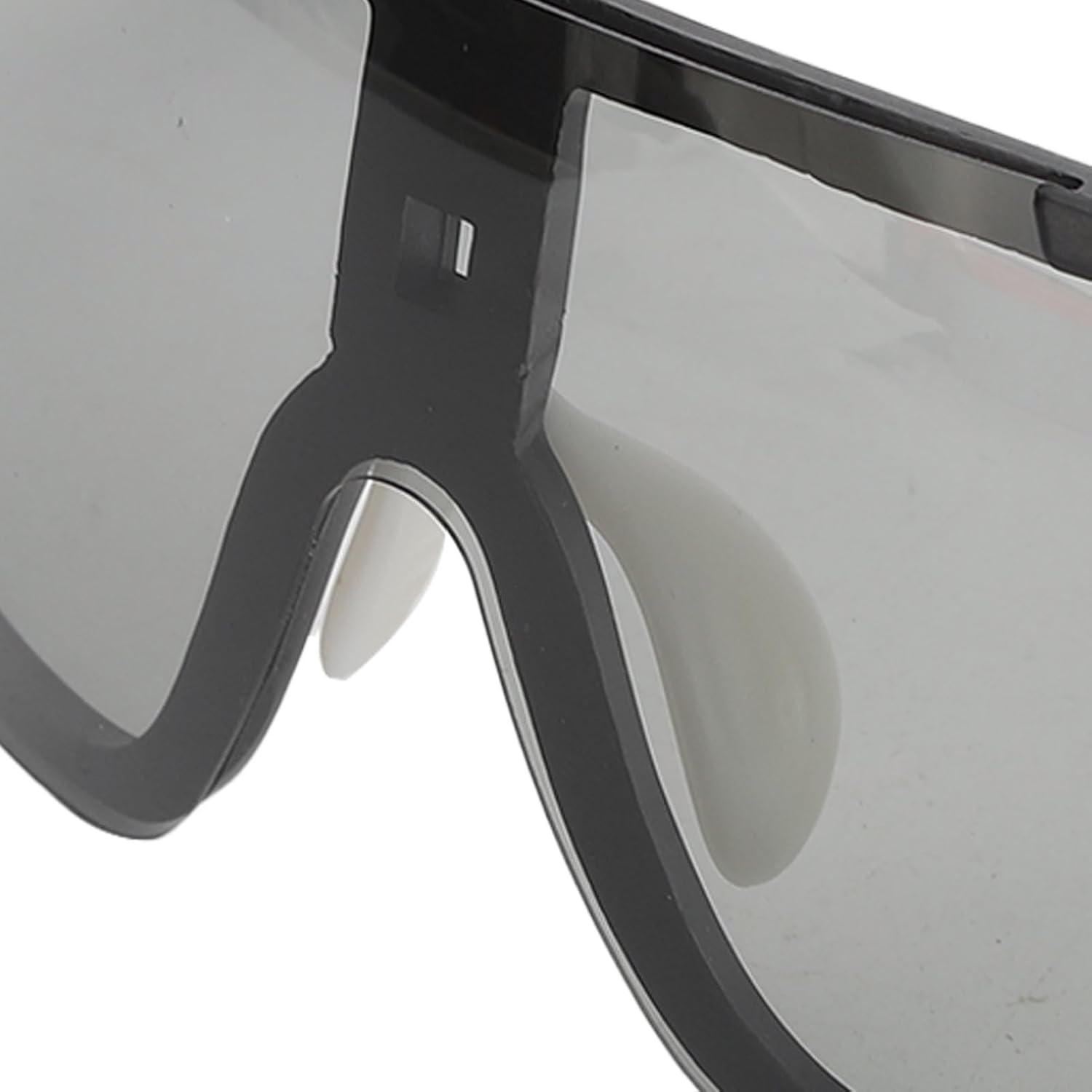 Polarized Glasses, Multifunctional Large Frame Lightweight Cycling Glasses with Color Changing Lens Technology for Hiking Skiing Mountaineering