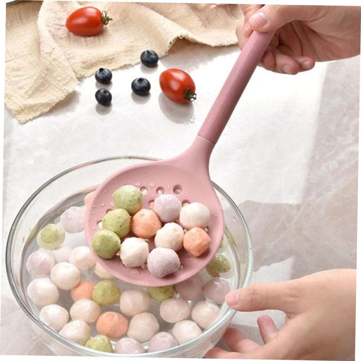 TOPBATHY Utensilios De Cocina De Silicona Mango De Madera Cucharon Para Sopa Espátula De Silicona Para Repostería Para Cocinar y Servir Incluye Colador y Total