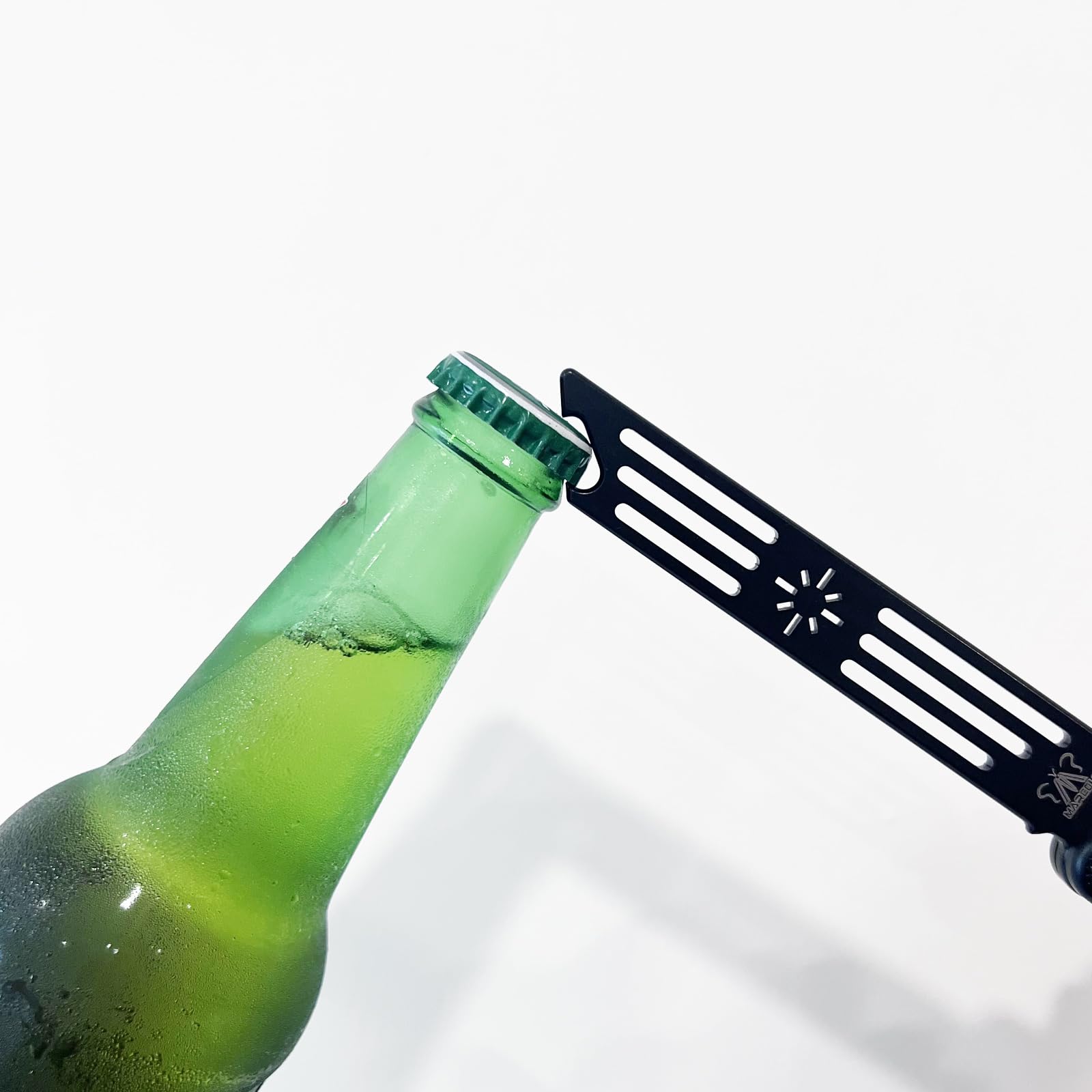 MARCOLO Nouveau Fliper C116 en aluminium avec poignée à canal intégré adopte un système de douilles efficace associé à une rondelle en cuivre, ouvre-bouteille avancé vert
