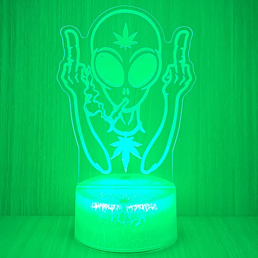 Yooce 420 Leaf 3D LED Table Lamp Night Light Optical Visual Illusion Home Decor Lighting — image 1
