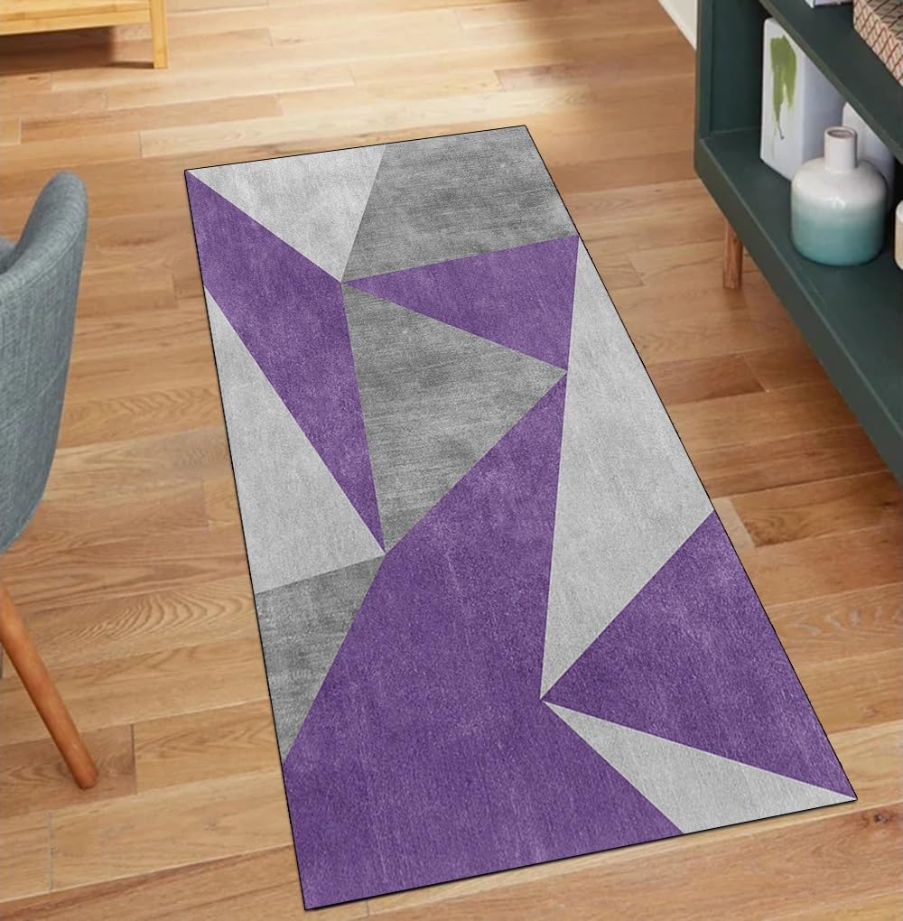 Alfombra de cocina morada para transformar tu pasillo en un espacio acogedor