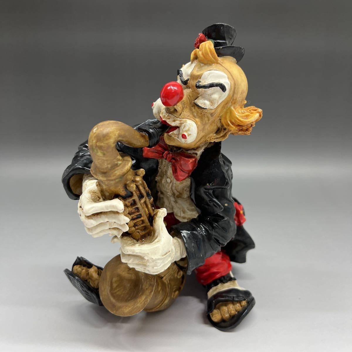 Amazon.co.jp: ピエロ 置物 楽器 アンティーク インテリア 楽器を弾く