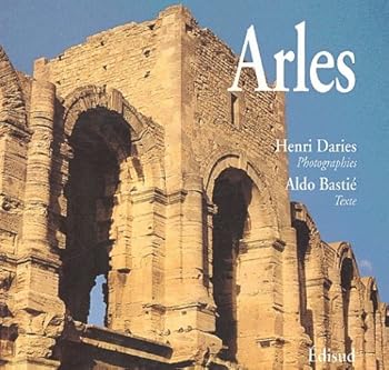Paperback Arles [French] Book