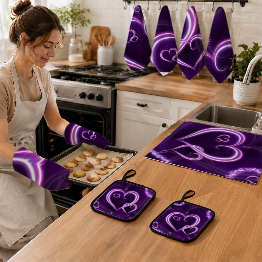 Set di accessori e decorazioni da cucina a forma di cuori viola