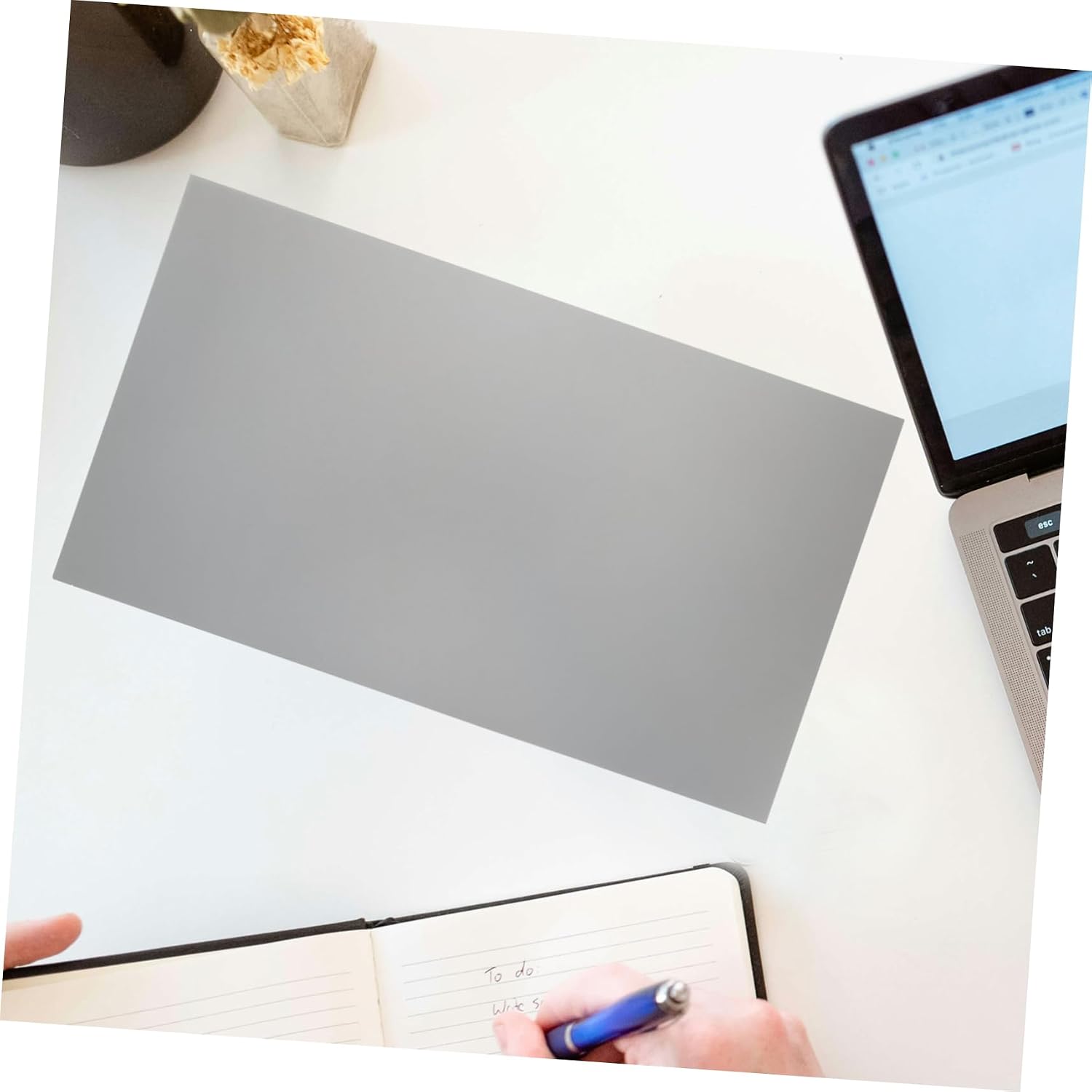 Housoutil Privacy Screen Filter for Laptops Glare Peeping Ultra-thin Protector Film for Viewing Fits Notebooks Essential Accessory for Privacy and Comfort