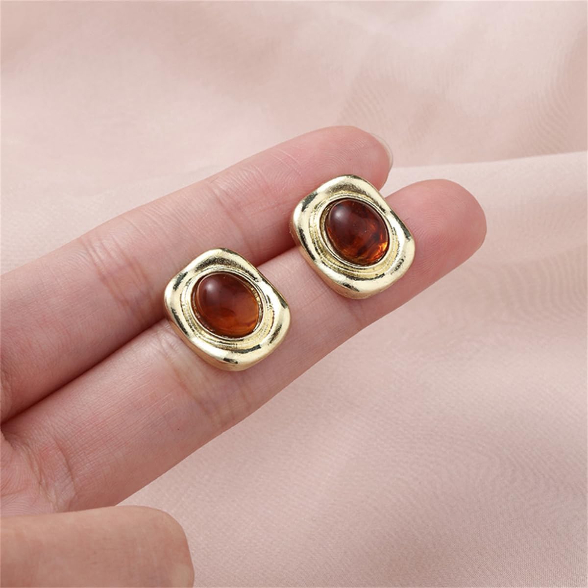 Chunky Geometric Tiger Eye Stud Earrings for Women Gold-Toned Square Oval Retro Stone Studs Earring Vintage Cartilage Tragus Piercing Wedding Party Jewelry - Image 5