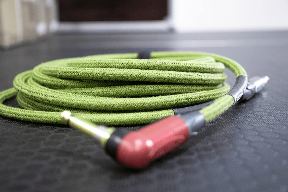 CORDIAL CABLES Gitarrenkabel 3m abgewinkelt silent Hanffasern