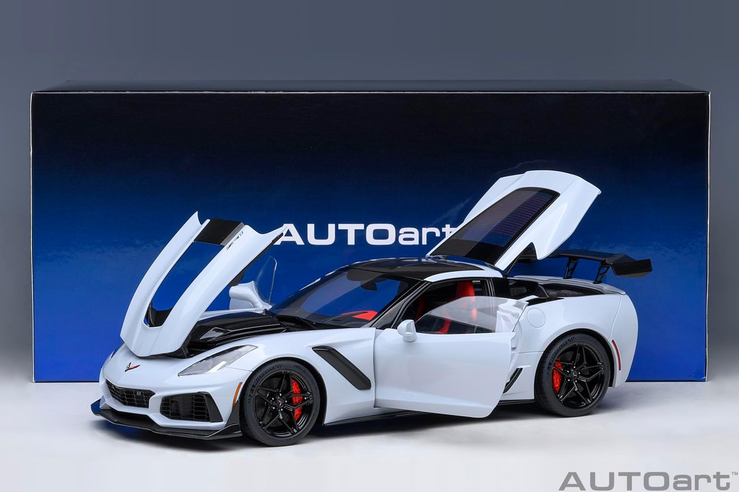 2019 Chevrolet Corvette C7 ZR1 Ceramic Matrix Gray Metallic with Carbon Top 1/18 Model Car by Autoart