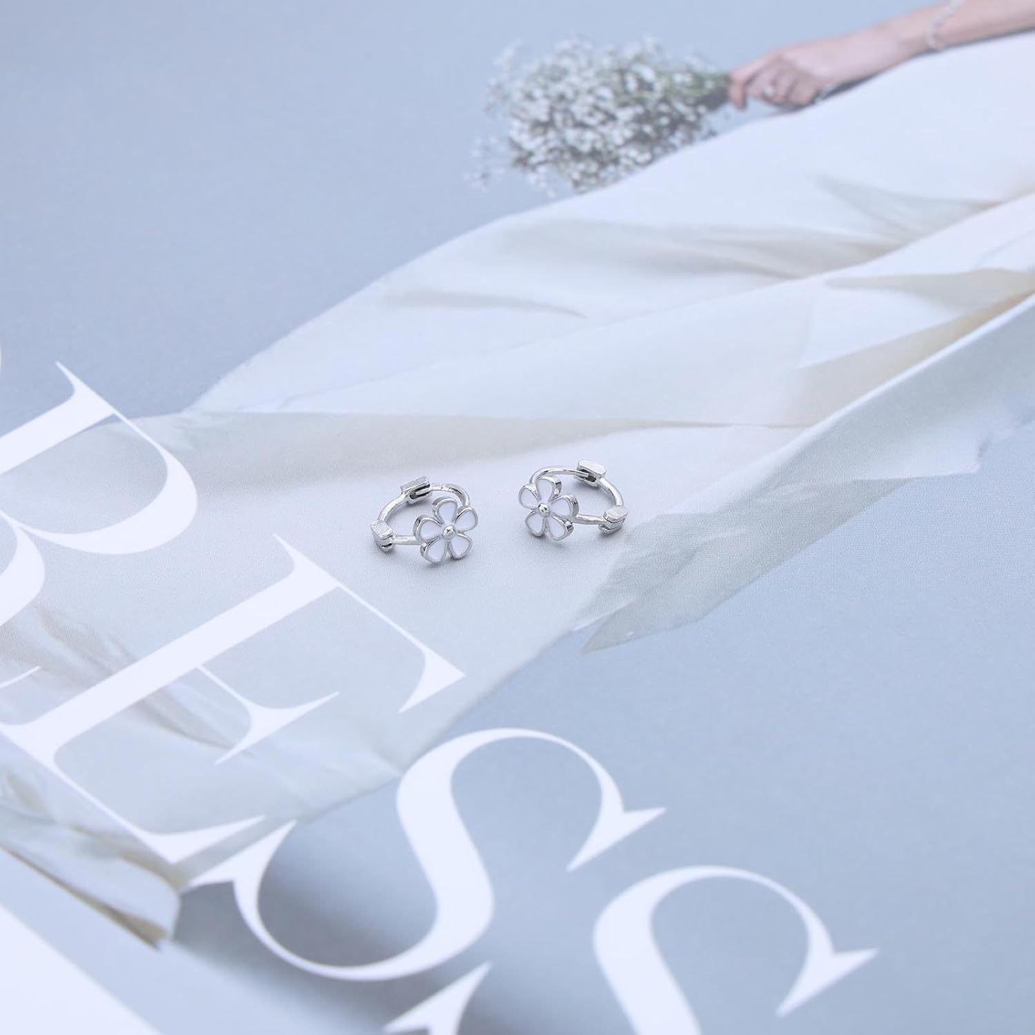 Andelaisi Boho Daisy Flower Tiny Hoop Earrings Daisy Flower Hoop Earrings Small Silver Huggie Hoop Earrings Flower Kawaii Cute Little Hoop Earrings Tiny Cuff Hoop Earrings for Women - Image 7