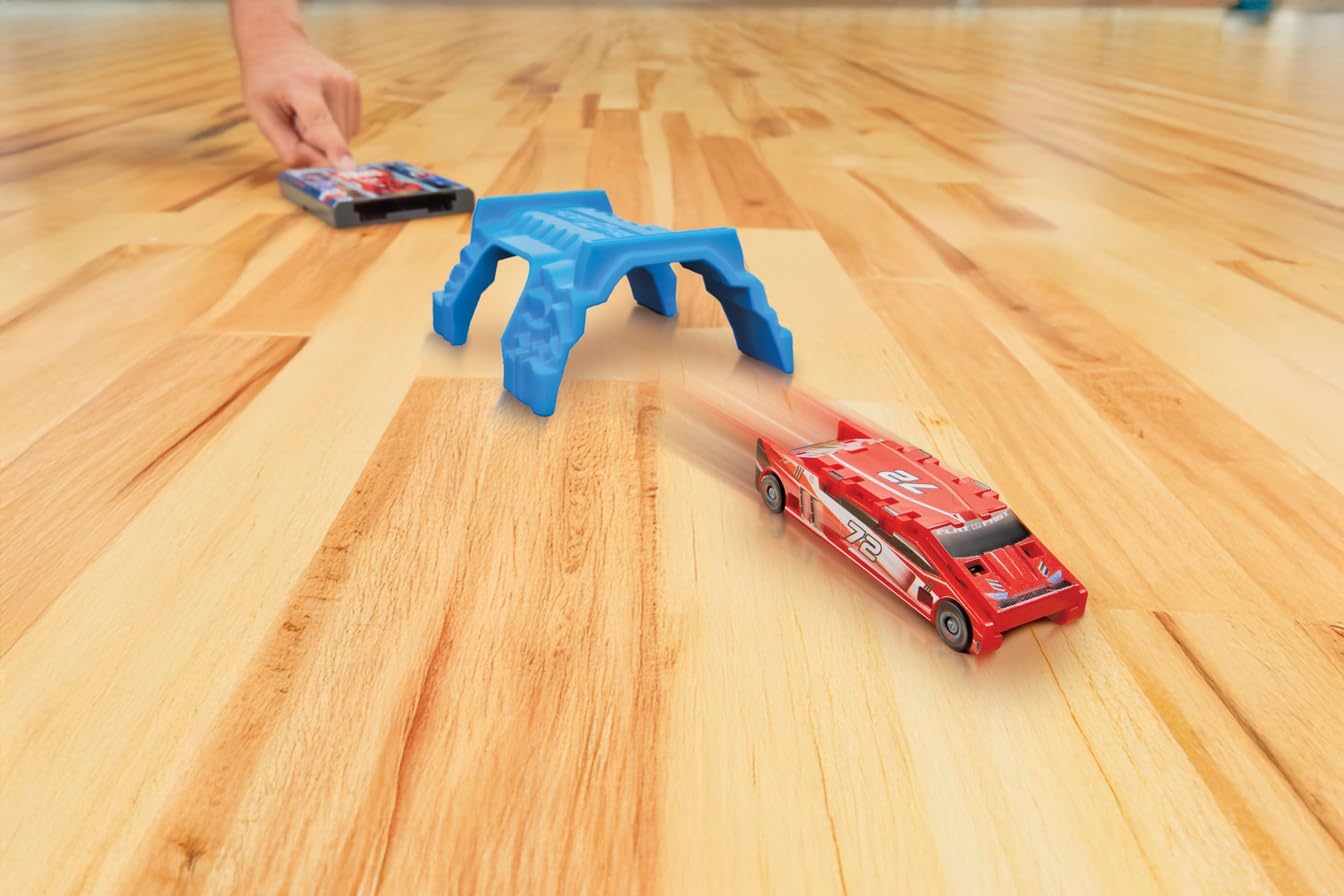 FLAT 2 FAST Stunt 2-Pack Playset – All-Inclusive Set with Launch Ramp, Fire Ring, Tunnel & 2 Flat Car Racers – Build Custom Stunts – Ages 5+