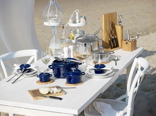 Image of Staub Dark Blue Round Cocotte, 2.75-quart