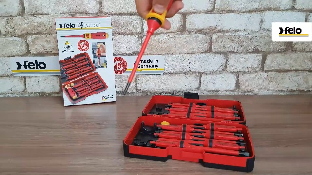 14 pc Set-SL, PH, PZ, TX Tip Insulated Blades w/ 2 HNDLs