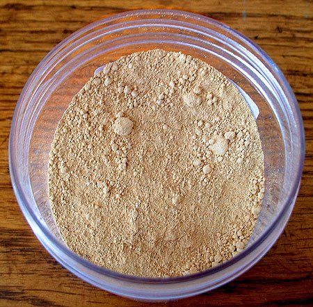 Light Buff Titanium Pure Powdered Pigment 1 Ounce Jar