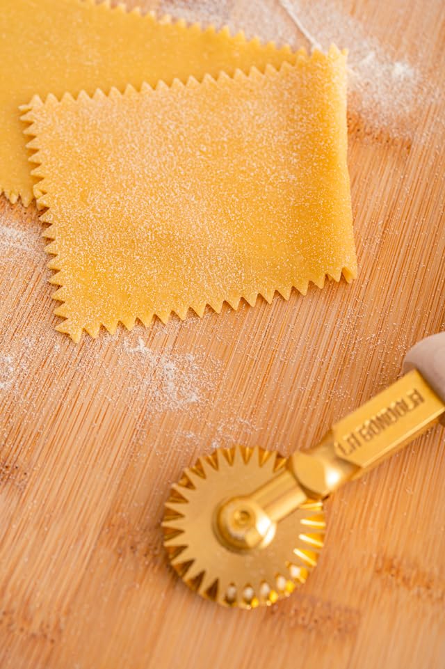 La Gondola Set of 2 Homemade Pasta Cutters - Festooned & Smooth Wheels | Making Tools for Home & Business | Brass & Natural Wood | Easy to Use Cutting Tools | Ravioli Cutters Made in Italy product thumbnail 5
