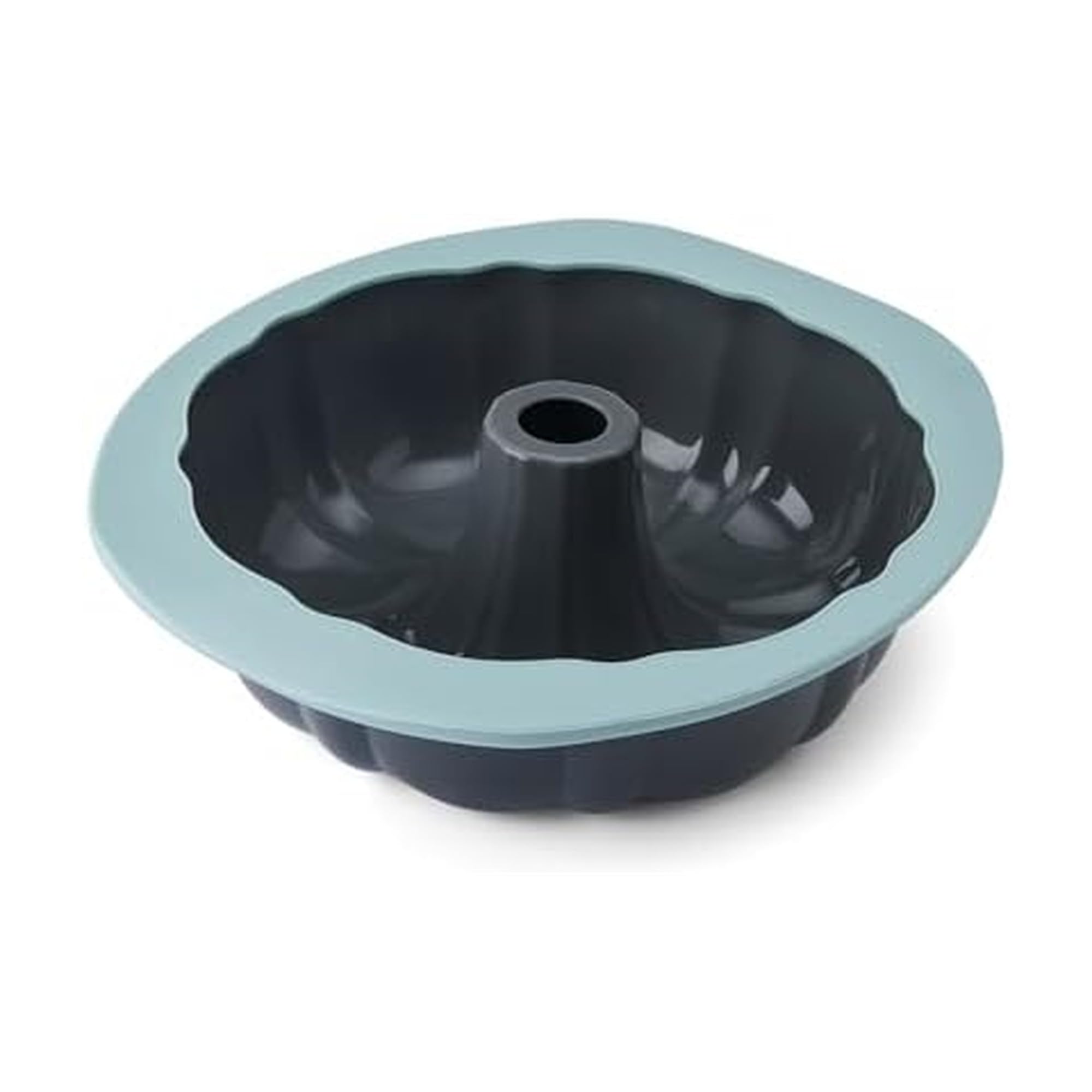 Chicago Metallic Silicone Fluted Cake Pan