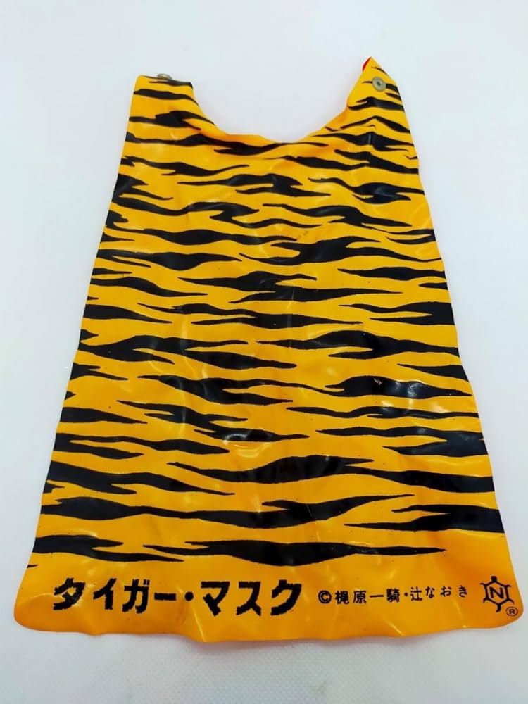 Amazon.co.jp: レア 中嶋製作所 タイガーマスク 面取れ ソフビ 人形
