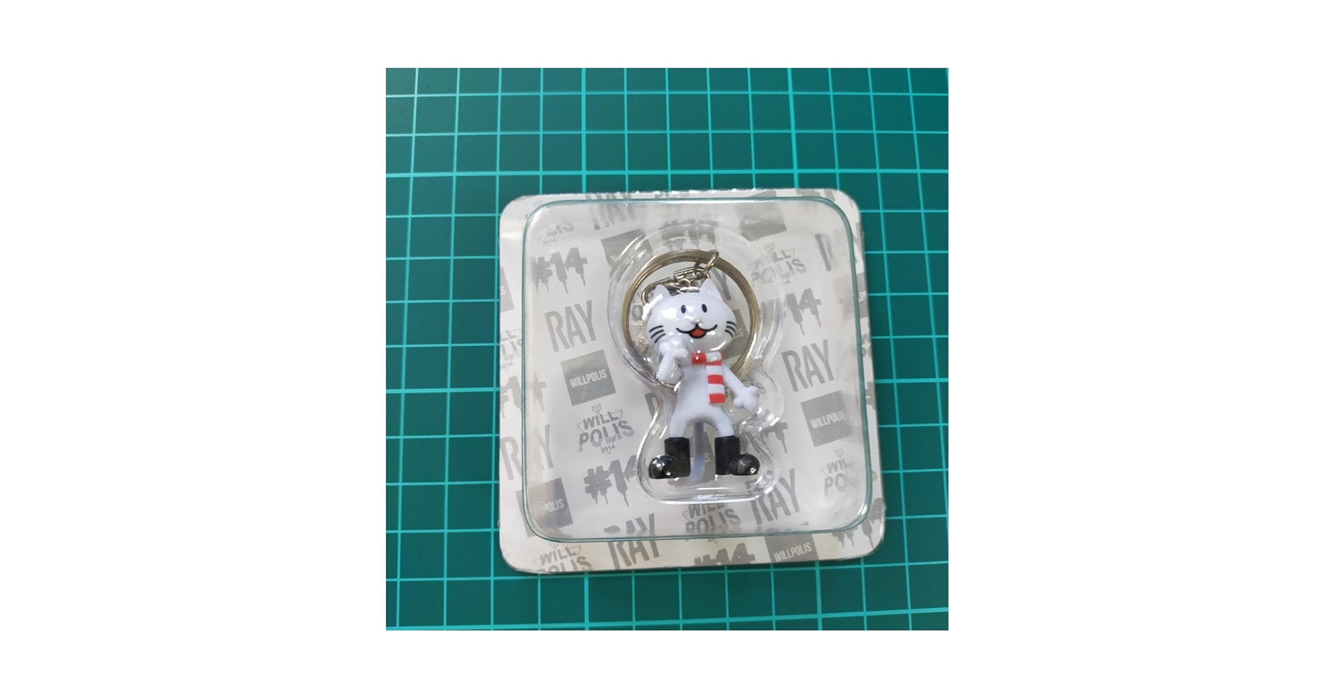 Amazon.co.jp: ・ニコルキーホルダー BUMP OF CHICKEN グッズ