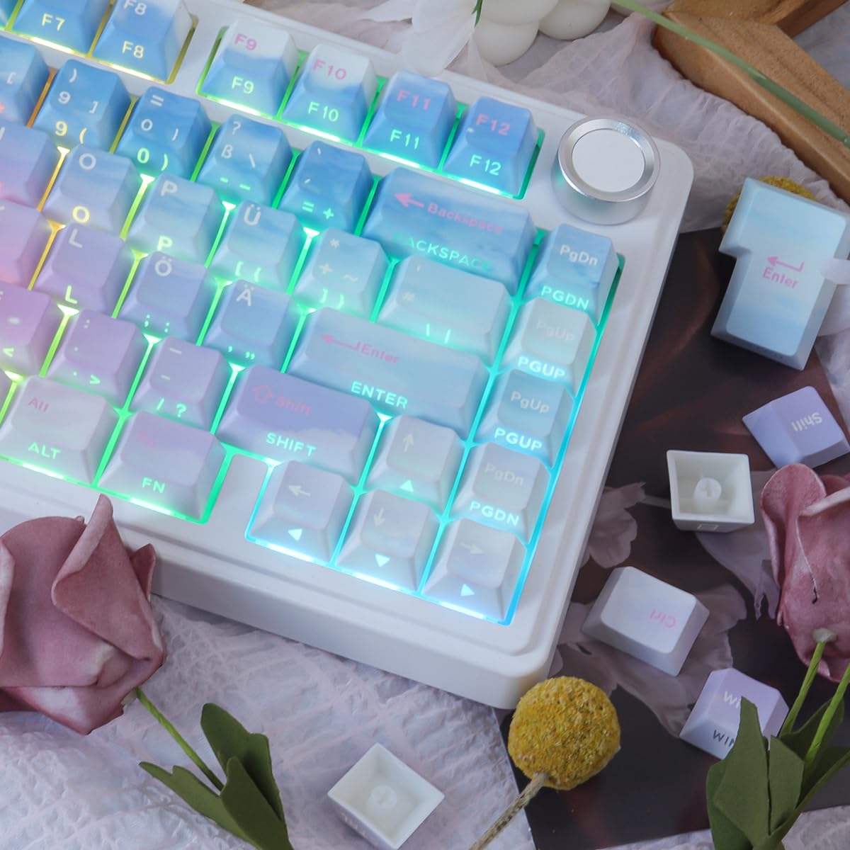 PBT German ISO Keycaps, 135 touches dégradé bleu rose double shot Dye-Sub Cherry Profile Side Printed Shine Through Keycap for Cherry MX Switch QWERTZ Layout Mechanical Keyboards