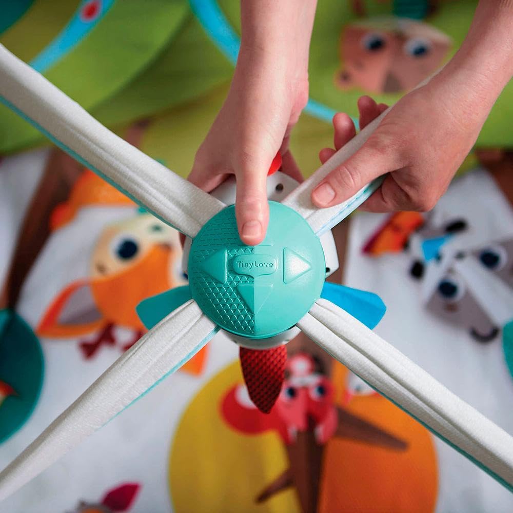Tiny Love Deluxe, Tapis d’Éveil Bébé Musical 2-en-1, 0 Mois+, Tapis de Jeux Bébé Polyvalent, 18 Activités, Jouet Musical à Emporter, Arches Réglables, Développement Cognitif, Into the Forest