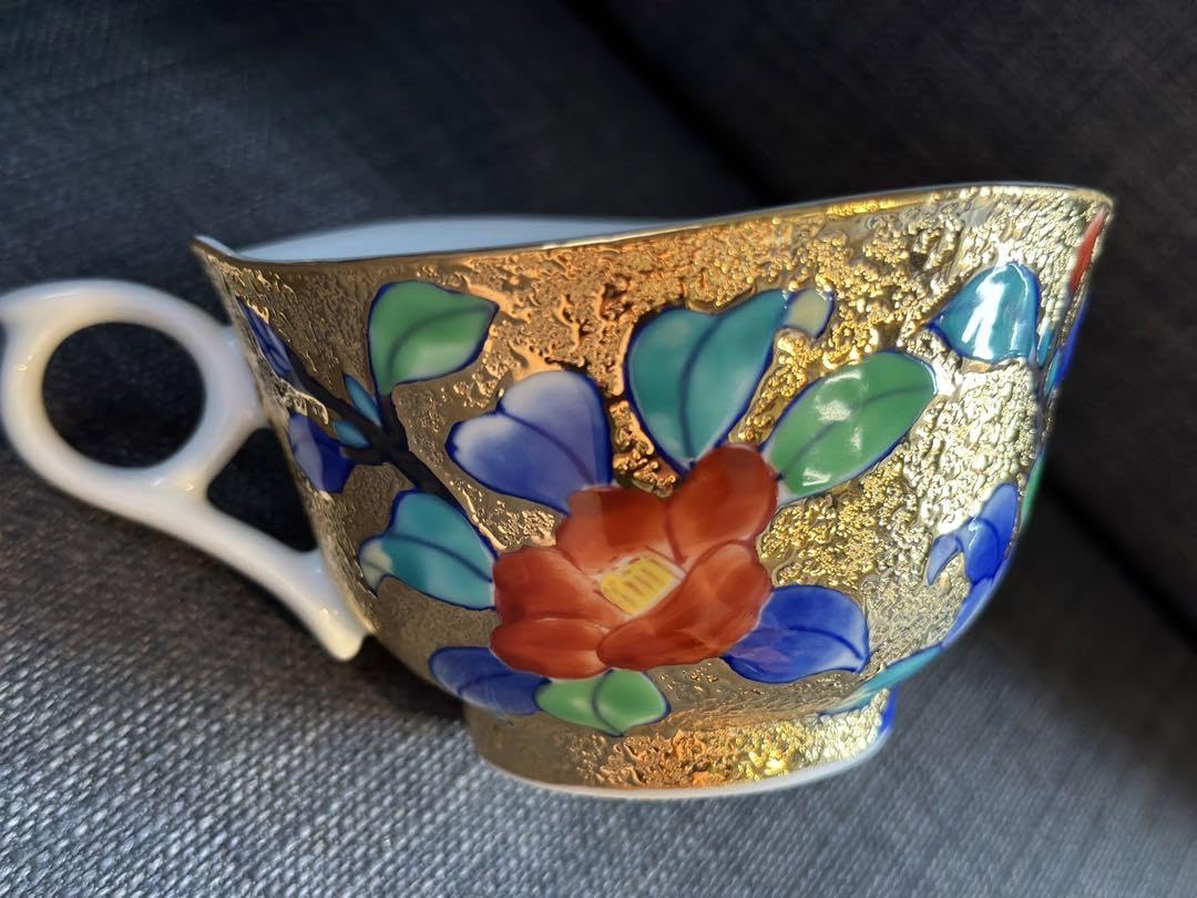 有田焼 金龍窯 江口天童 コーヒーカップ　金彩椿絵 珈琲碗　共箱 金彩桜絵 珈琲碗 | 金龍窯 -有田焼工芸美術品窯元-