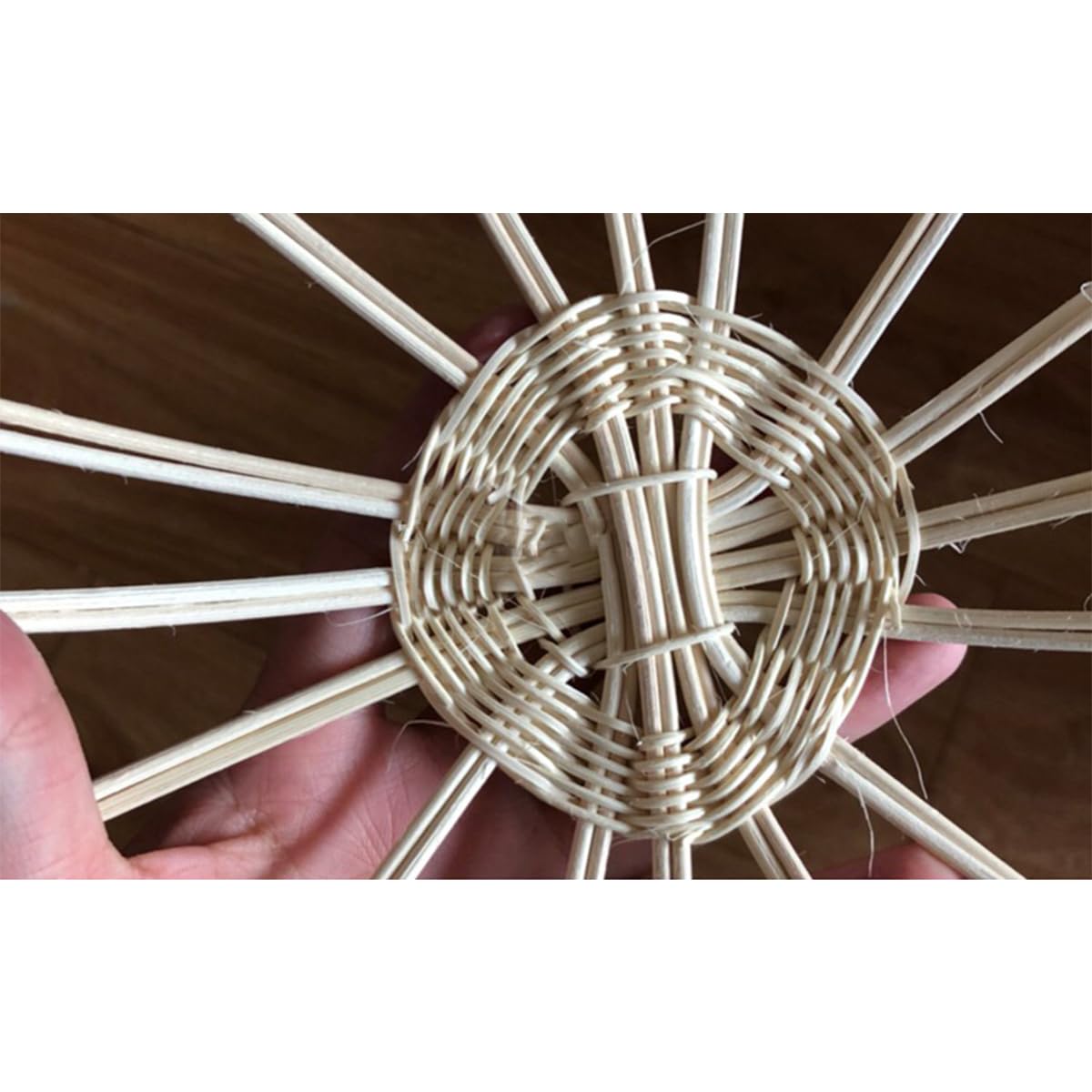 Yldessm&EU Materiale for Tessitura semicircolare in Canna di Rattan Naturale da 500 g for la creazione di cestini for sedie Fai da Te, Kit di Riparazione in Vimini(Round-2.5mm)