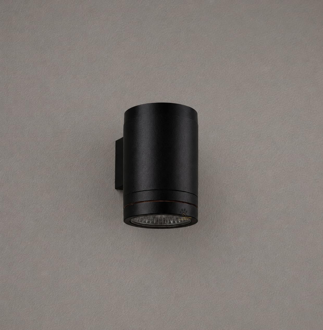 Mufasa Outdoor LED Wall Light - Waterproof Cylinder -4